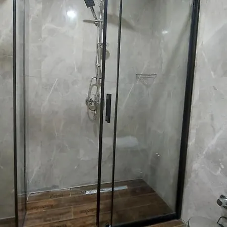 Lupo Libero Hotel