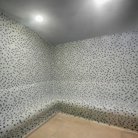 Lupo Libero Hotel